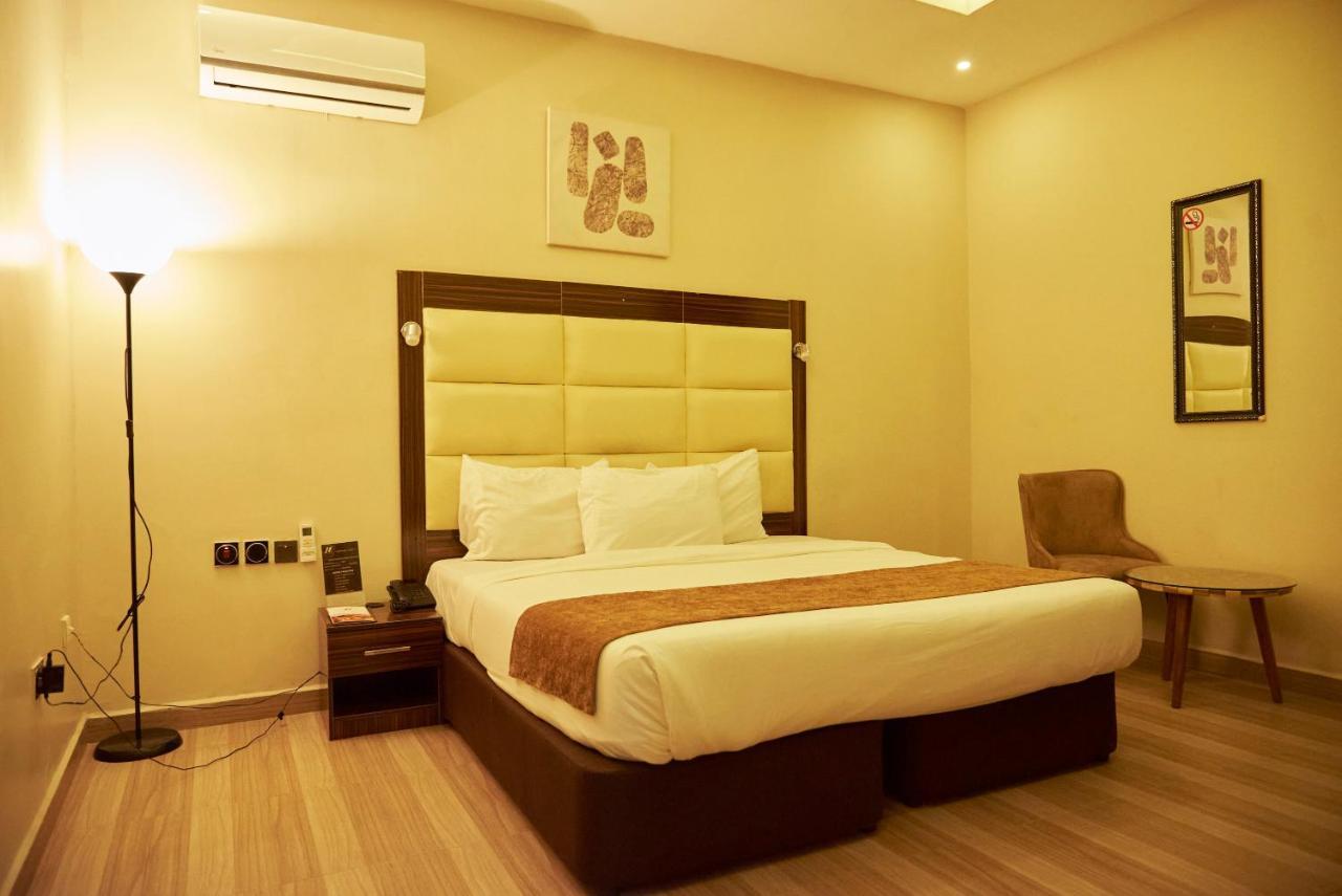 Mayfair Hotel Maitama Αμπούζα Εξωτερικό φωτογραφία