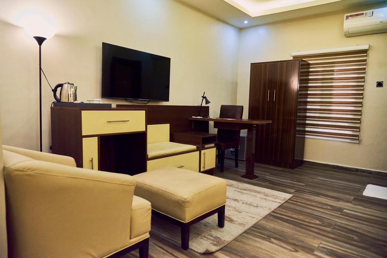 Mayfair Hotel Maitama Αμπούζα Εξωτερικό φωτογραφία