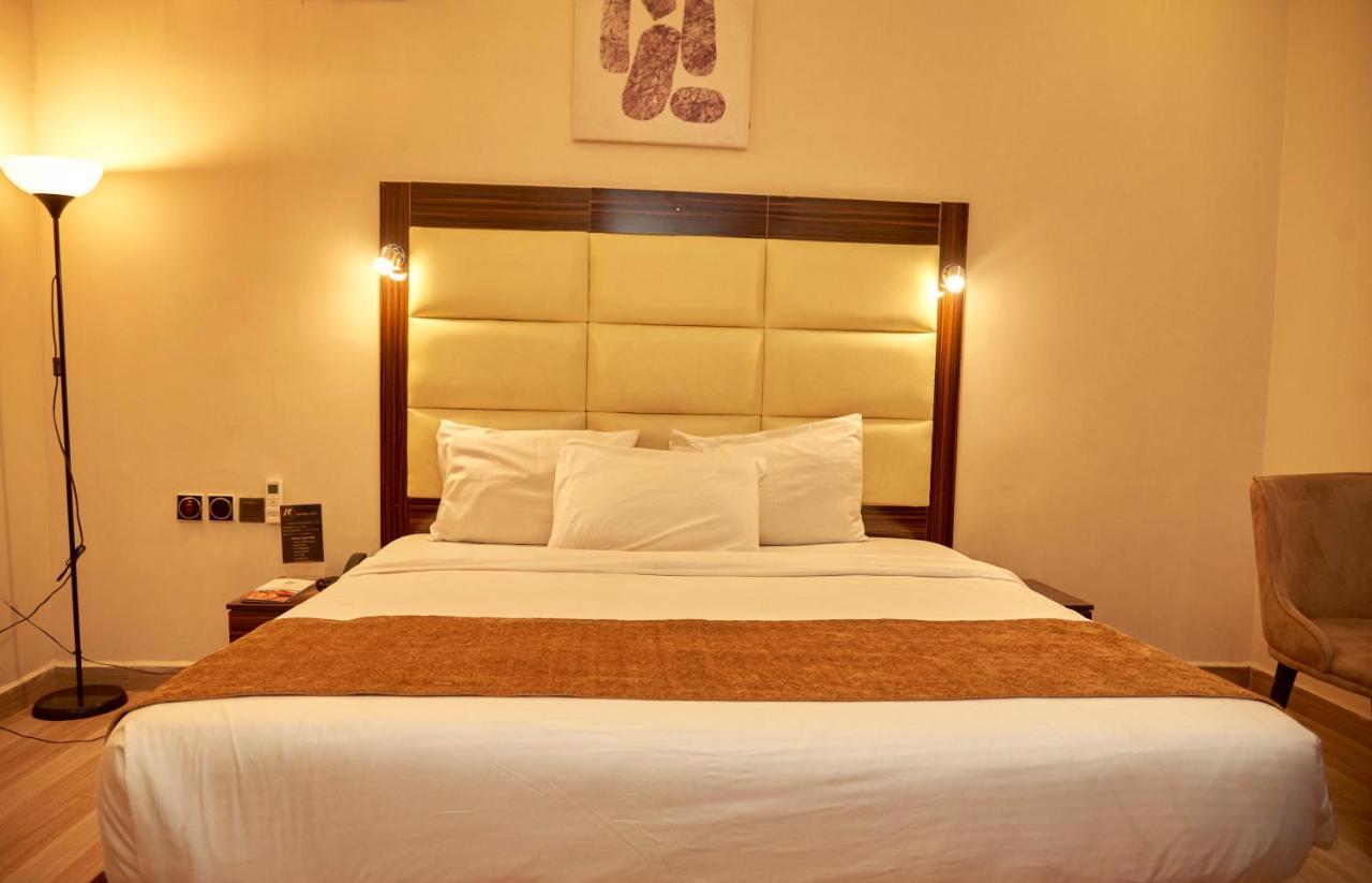 Mayfair Hotel Maitama Αμπούζα Εξωτερικό φωτογραφία